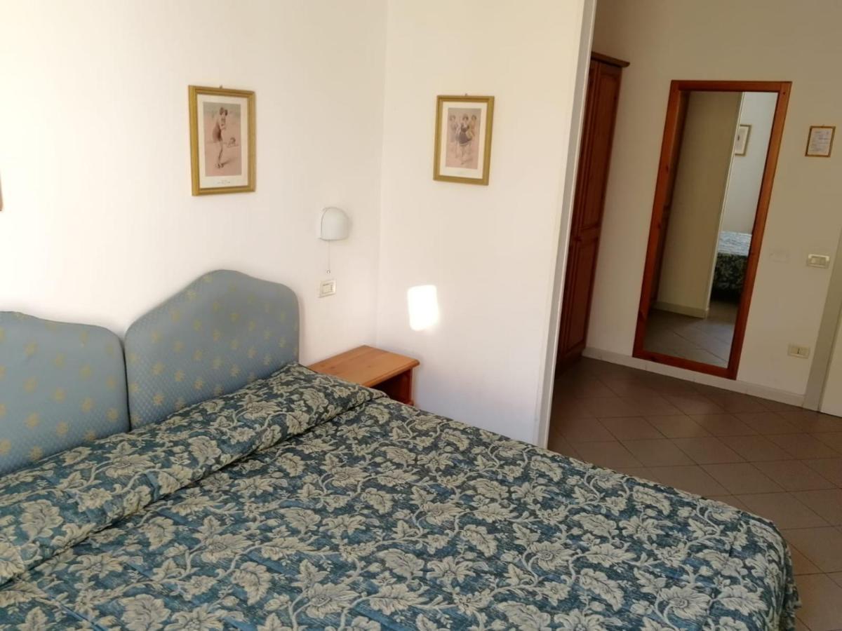 Hotel Locanda Del Passo Pomposa Exteriör bild