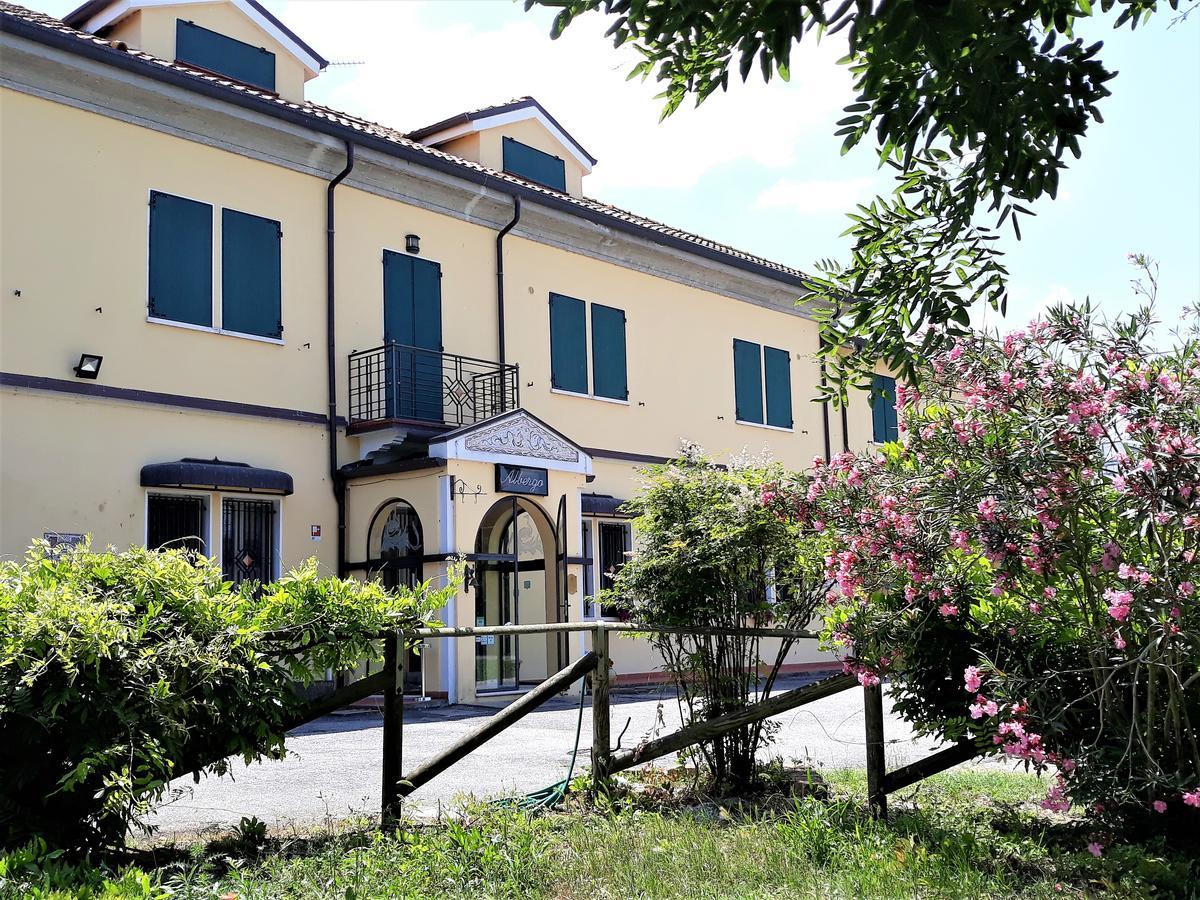 Hotel Locanda Del Passo Pomposa Exteriör bild